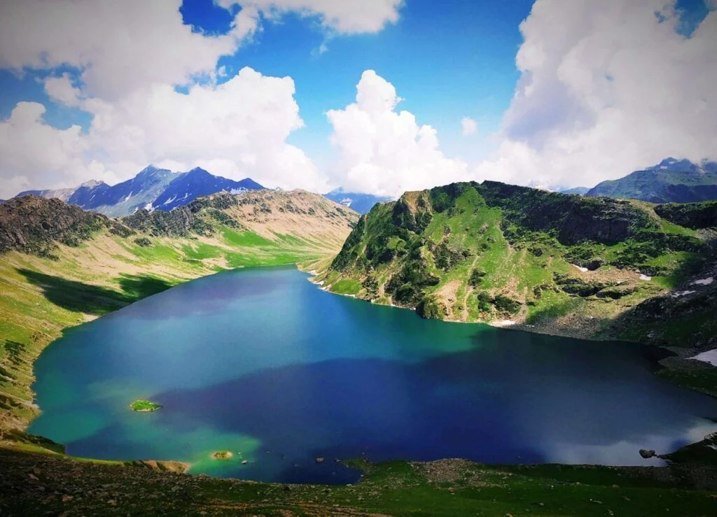 Read more about the article Tarsar Marsar Trek in Kashmir